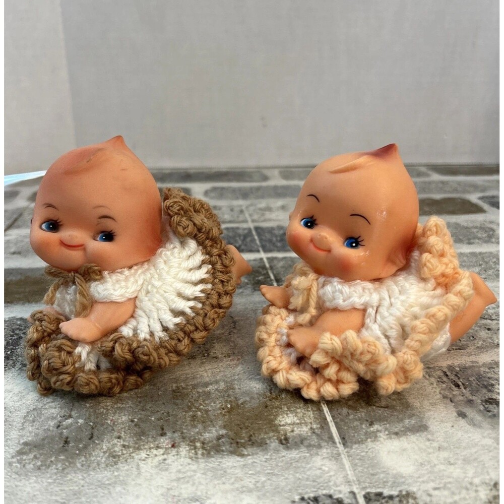 Vintage Pair Kewpie Dolls Plastic Kewpies Crocheted Dresses Panties Kitschy Love